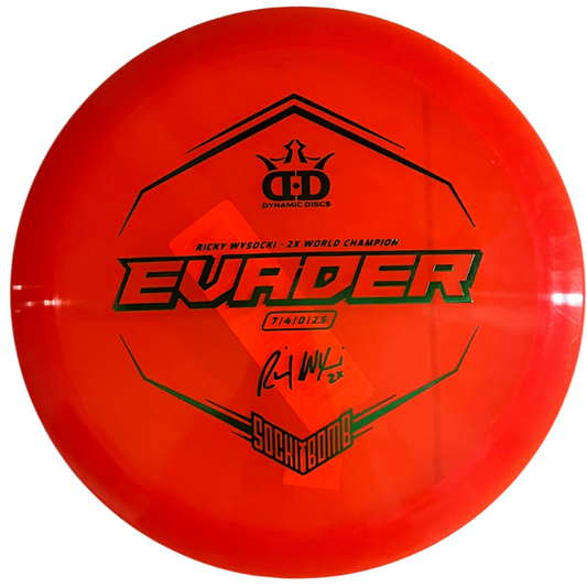 Dynamic Discs Evader